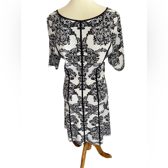 #336, Gianni Bini, Vintage fit and flare dress - Picture 2 of 3